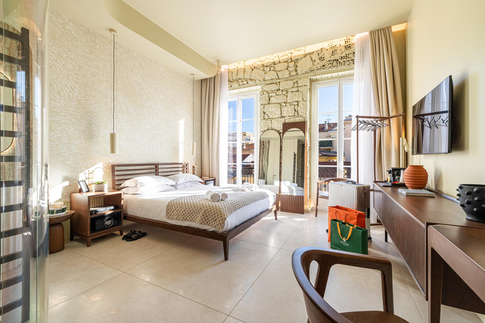 Hotel Naomi Nice - Rooms